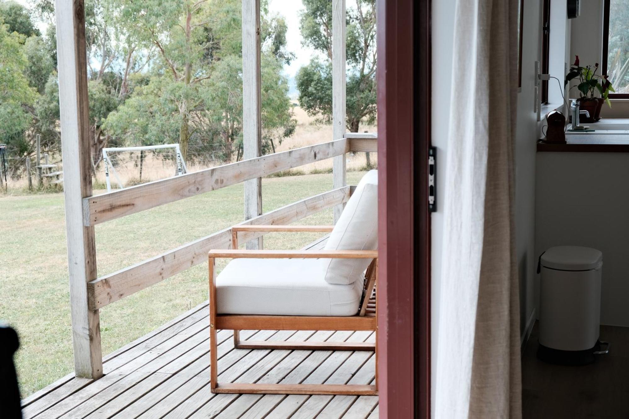 A Cabin With A Big View, Comfort And Tranquility, Close To Vines Martinborough Exteriér fotografie